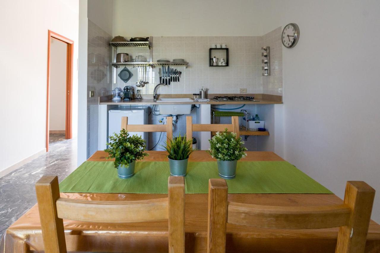 Borgo Canneto Rodi Garganico Buitenkant foto