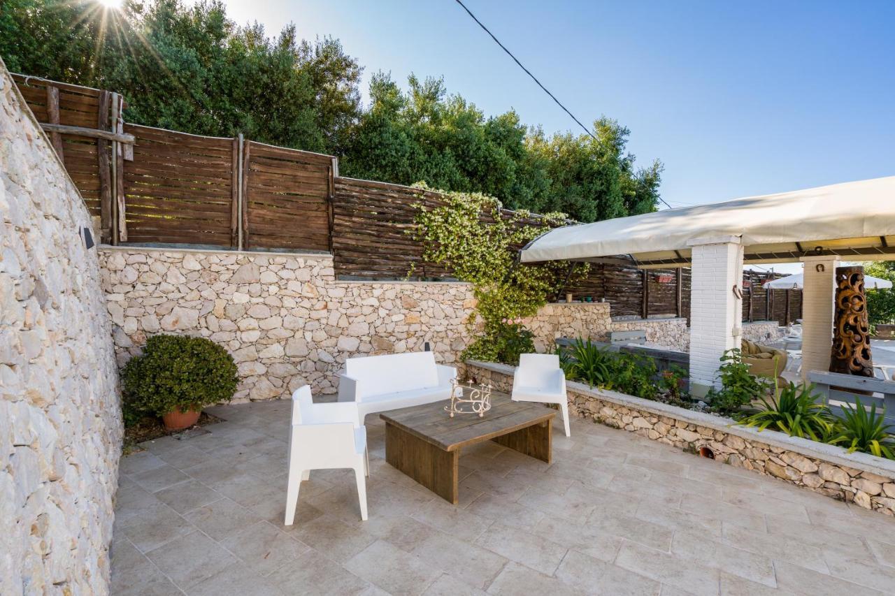 Borgo Canneto Rodi Garganico Buitenkant foto
