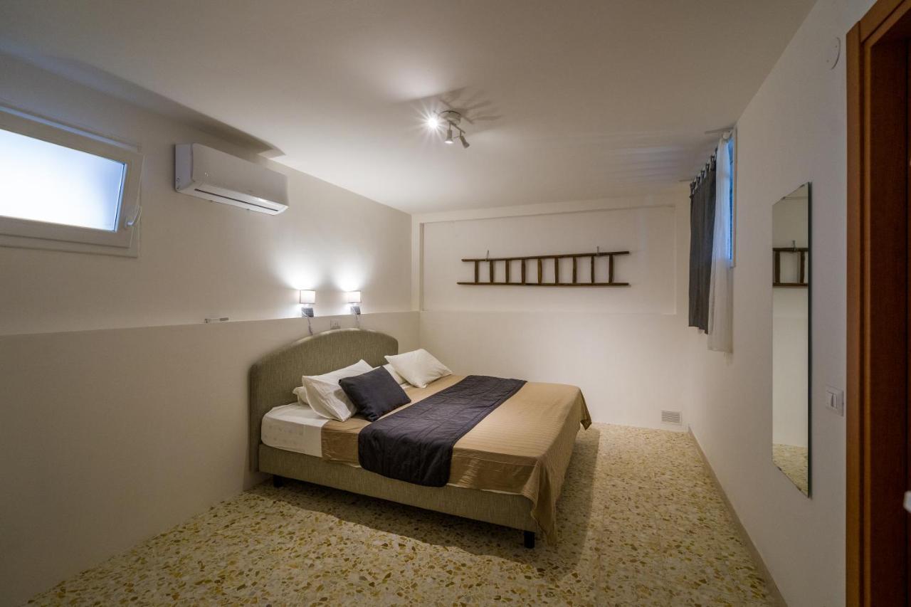 Borgo Canneto Rodi Garganico Buitenkant foto