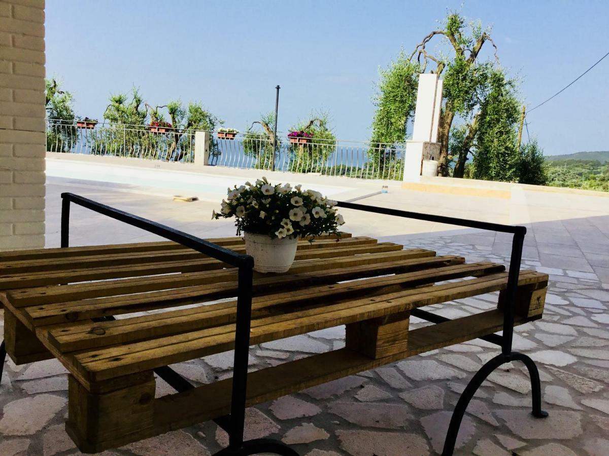 Borgo Canneto Rodi Garganico Buitenkant foto