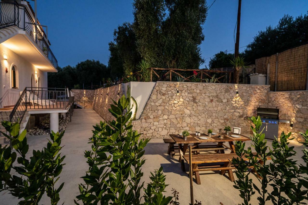 Borgo Canneto Rodi Garganico Buitenkant foto